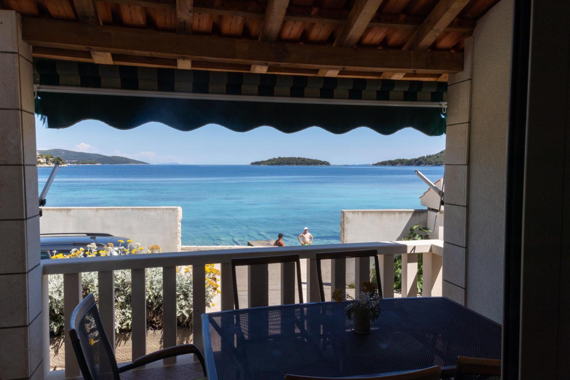 Zal Beach Apartments Prizba Bagian luar foto