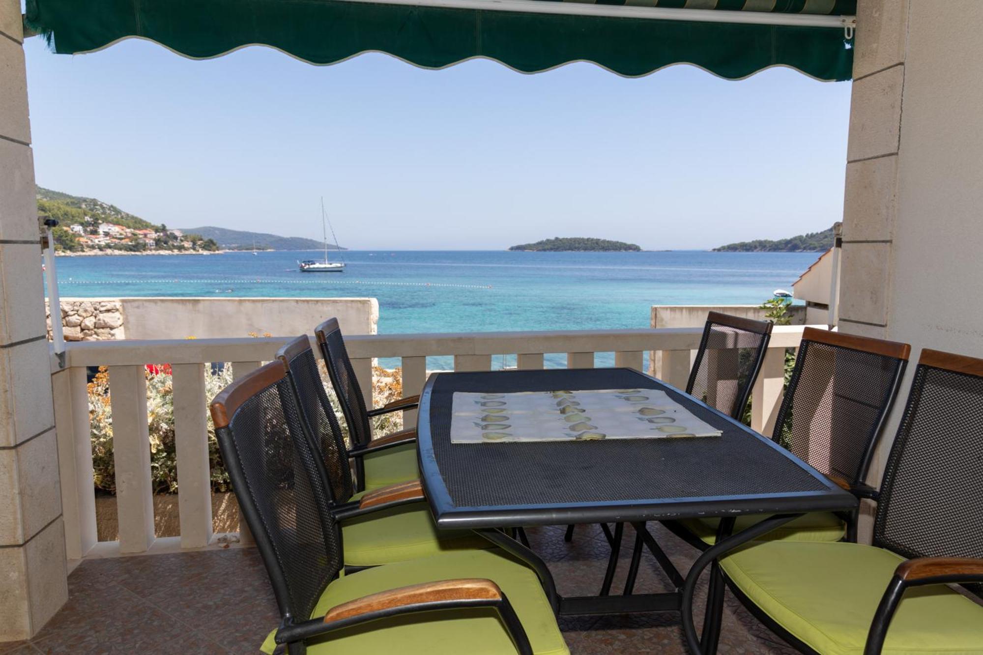 Zal Beach Apartments Prizba Bagian luar foto